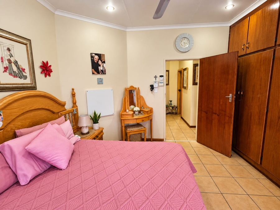 3 Bedroom Property for Sale in Uitsig Free State